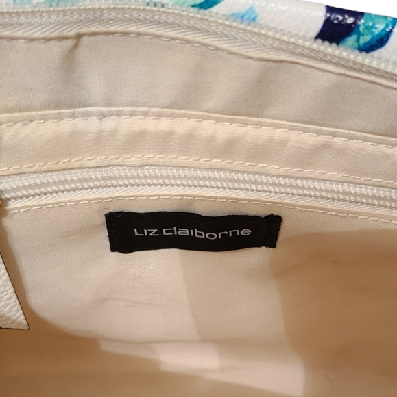 Liz Claiborne Crossbody - Picture 6 of 16